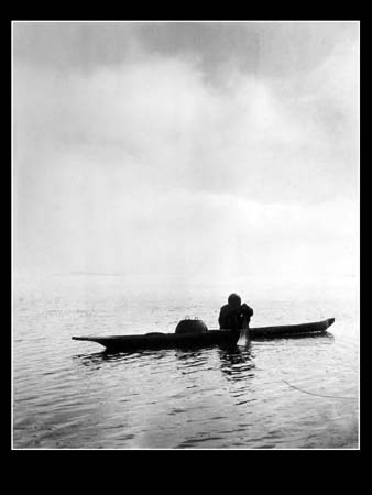 105 Fishing On The Loktang lake